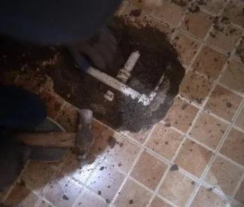 高阳县卫生间漏水维修公司为您分享下卫生间渗水如何处理及注意事项