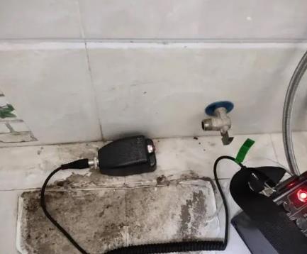 高阳县屋顶漏水维修公司分享下卫生间漏水的危害及解决方法